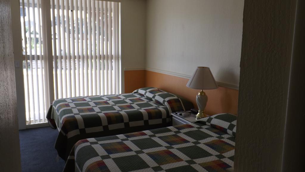 Twin Lakes Inn Bull Shoals Room photo