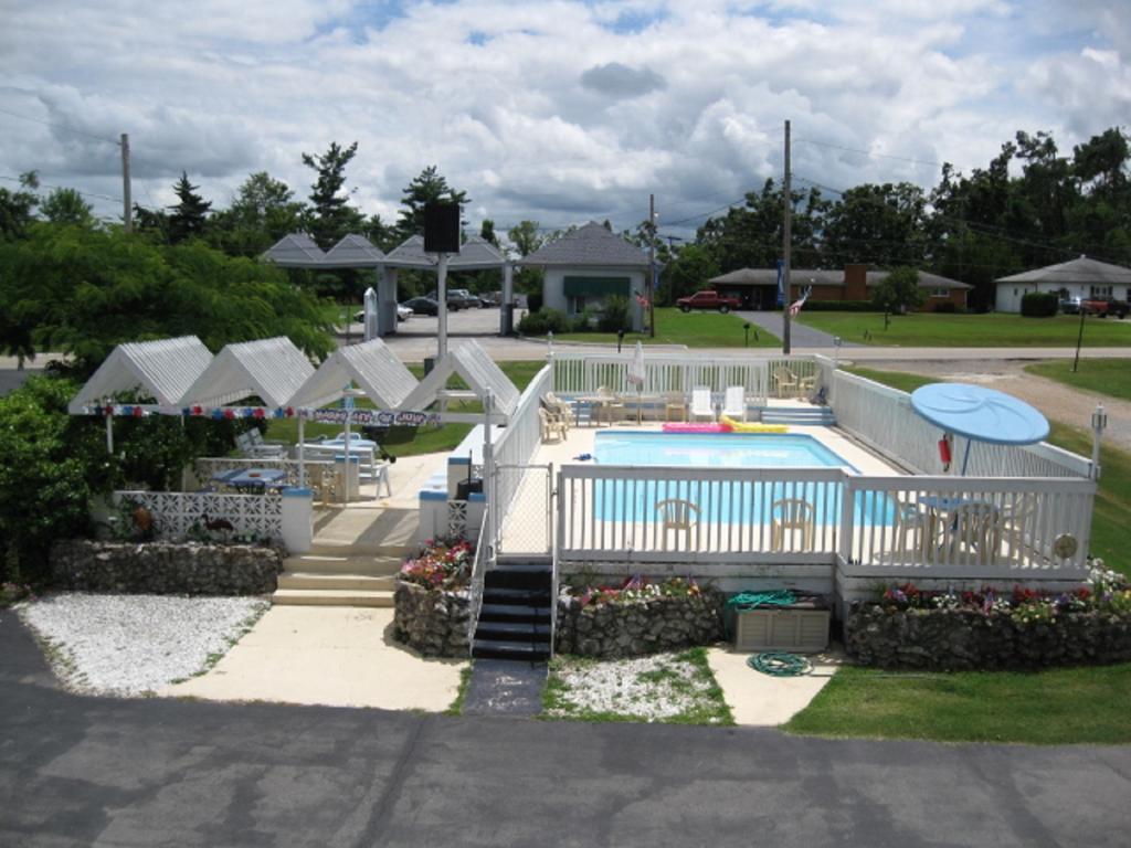 Twin Lakes Inn Bull Shoals Exterior photo